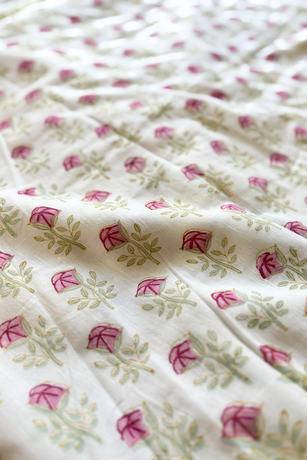 Pink Whisper Handblock Printed Reversible Mulmul Dohar