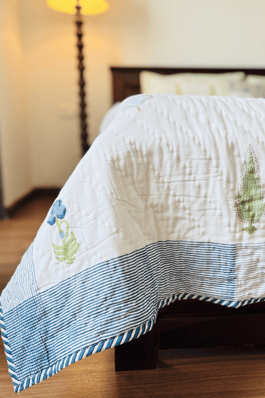 Azure Trellis Handblock Printed Reversible Mulmul Cotton Quilt Double