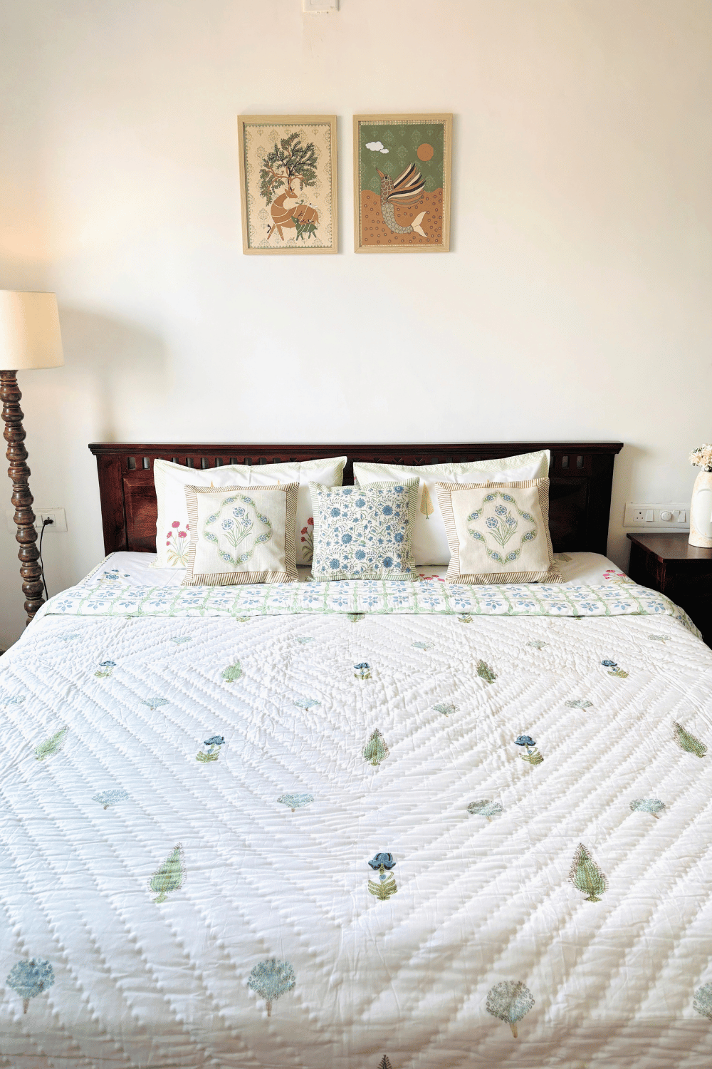 Azure Trellis Handblock Printed Reversible Mulmul Cotton Quilt Double