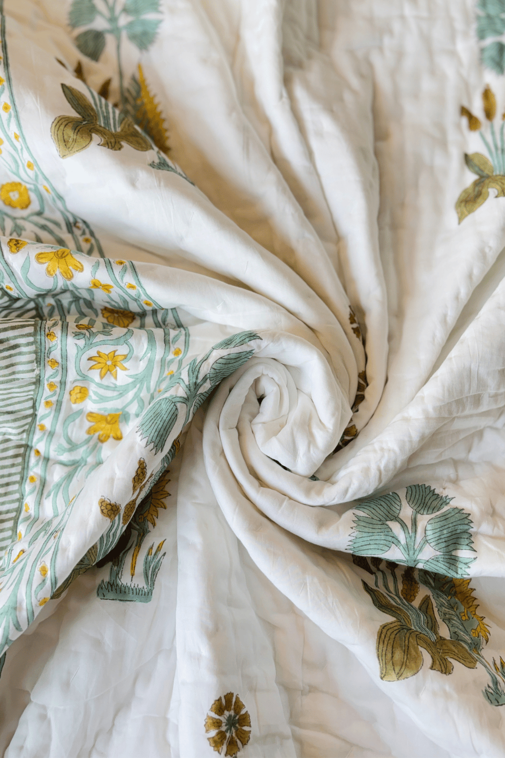 Ivory Botanica Handblock Printed Reversible Mulmul Cotton Quilt Double