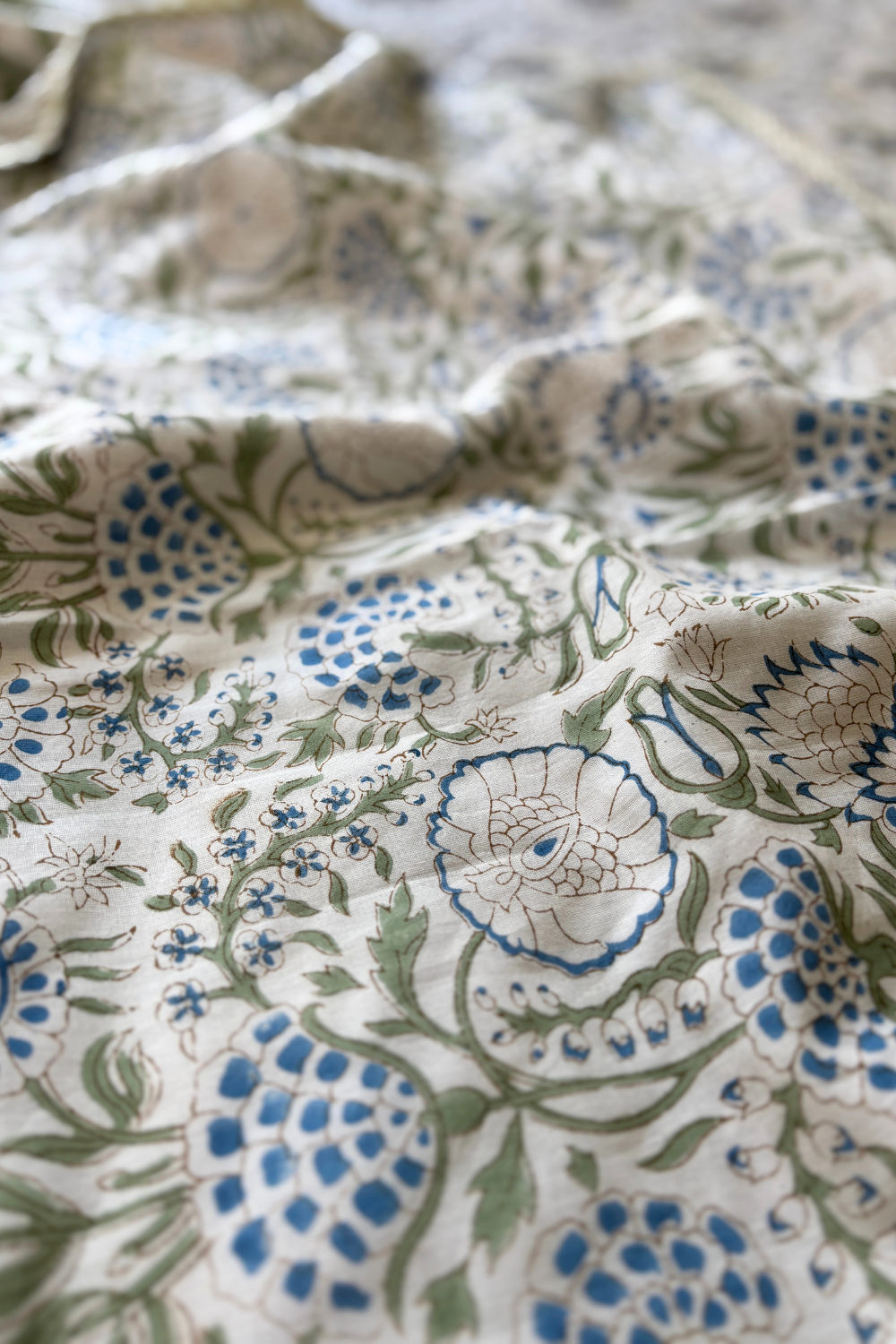 Pistachio Botanica Handblock Printed Reversible Mulmul Dohar