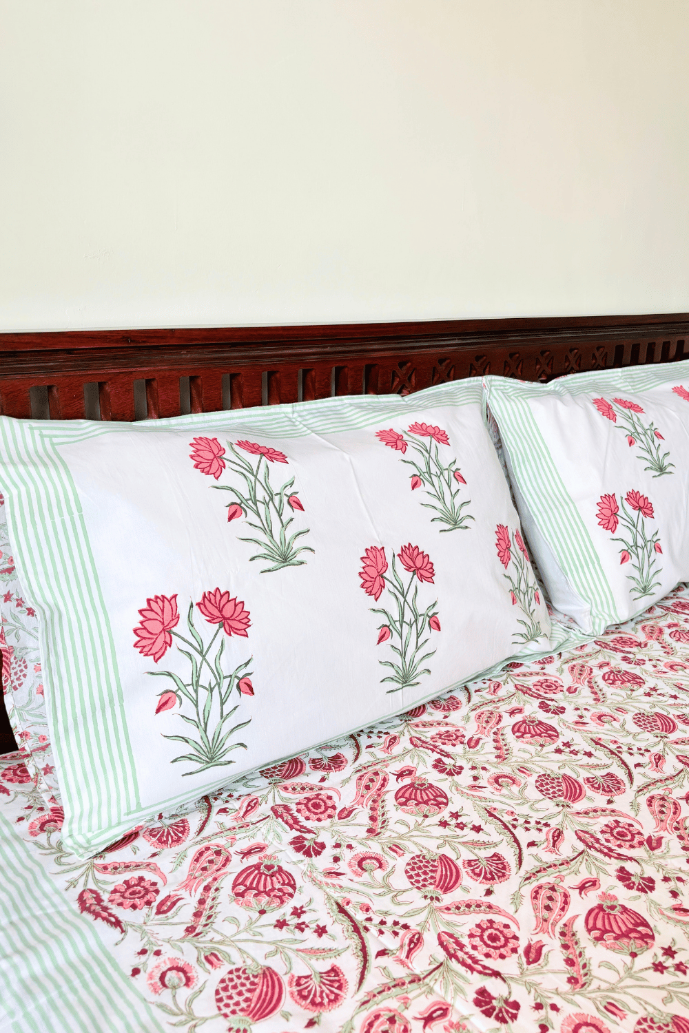 Coral Bloom Handblock Printed Percale Cotton Bedsheet
