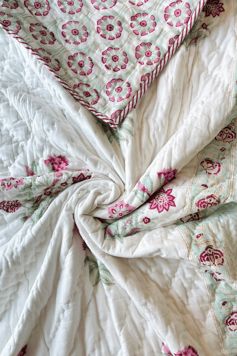 Vanilla Bloom Handblock Printed Reversible Mulmul Cotton Quilt Single