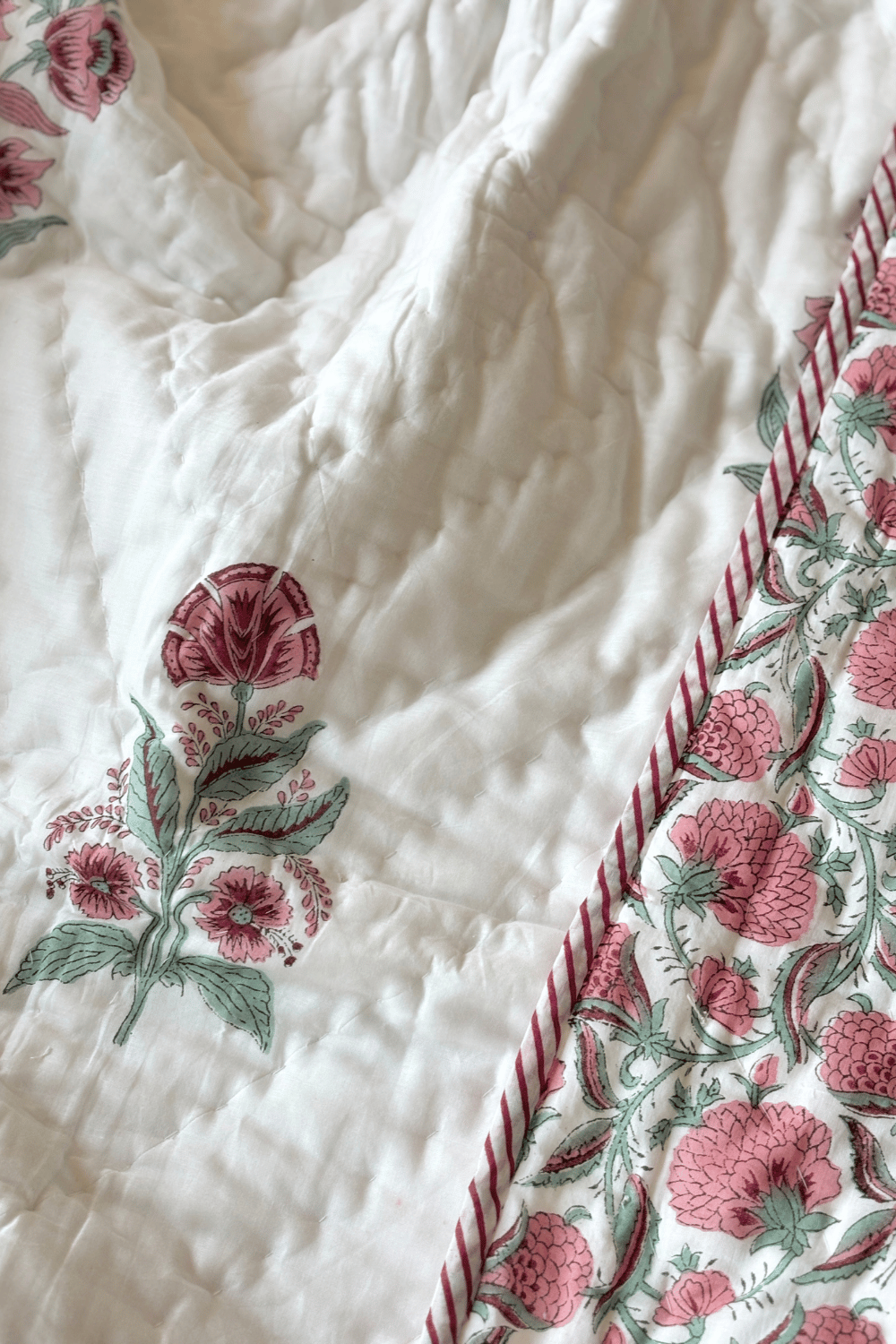 Rose Vine Handblock Printed Reversible Mulmul Cotton Quilt Single